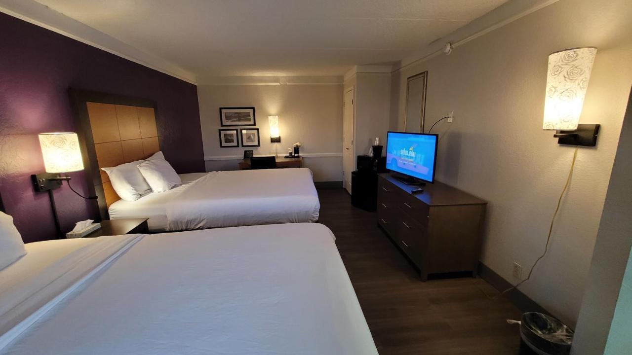 Hotel Palm Bliss South 2*